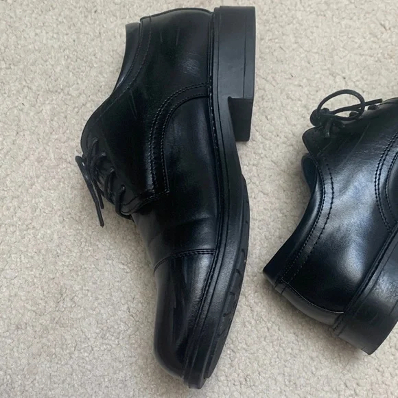 NWB Bruno Marc Men's Classic Black Oxfords - Picture 11 of 12